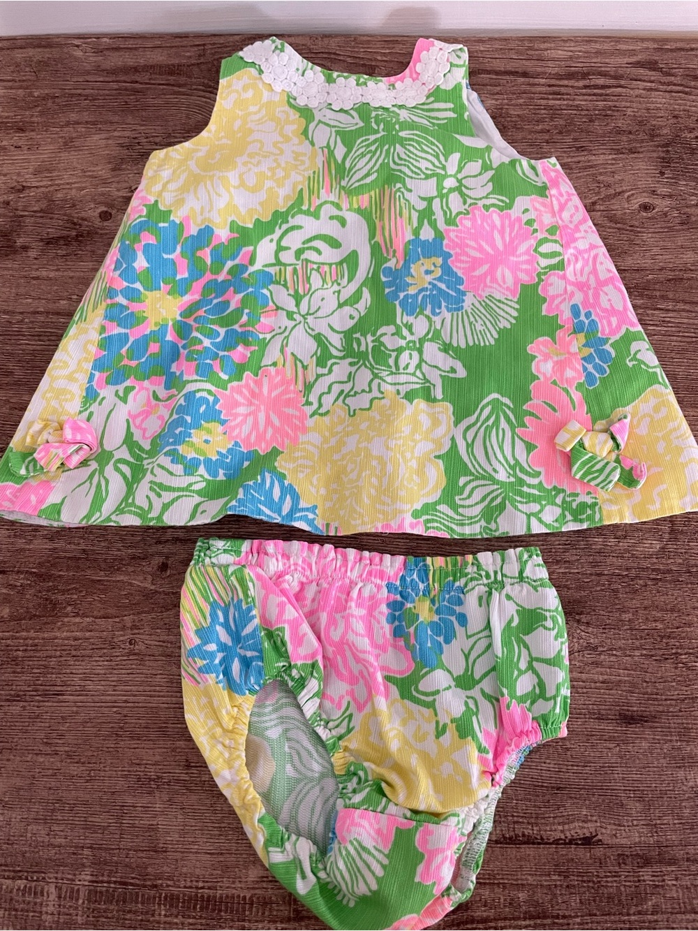 Lily Pulitzer Dress and Bloomer Set Size 12-18 Months